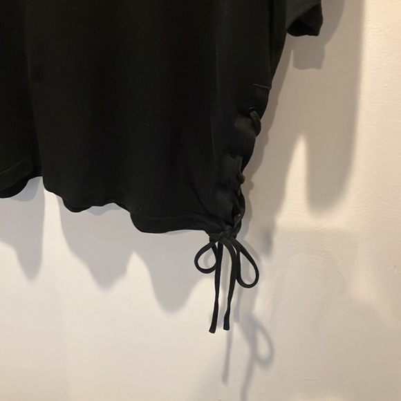 Rag and Bone size L with side laces tee. Preowned - Picture 5 of 6